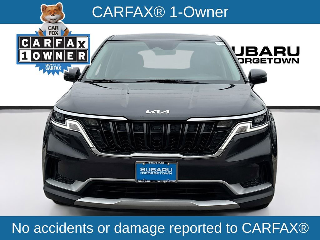 Used 2023 Kia Carnival LX image 2