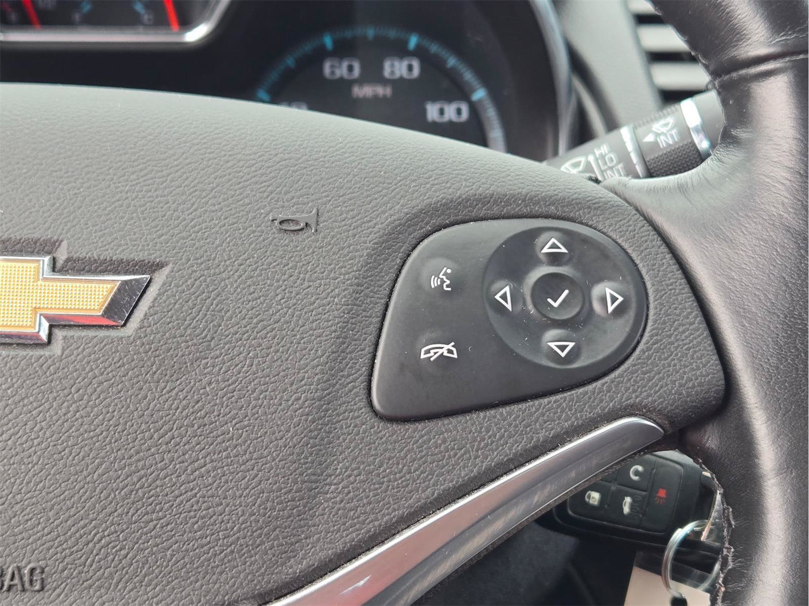 Used 2017 Chevrolet Impala LT w/ Convenience Package FWD image 28