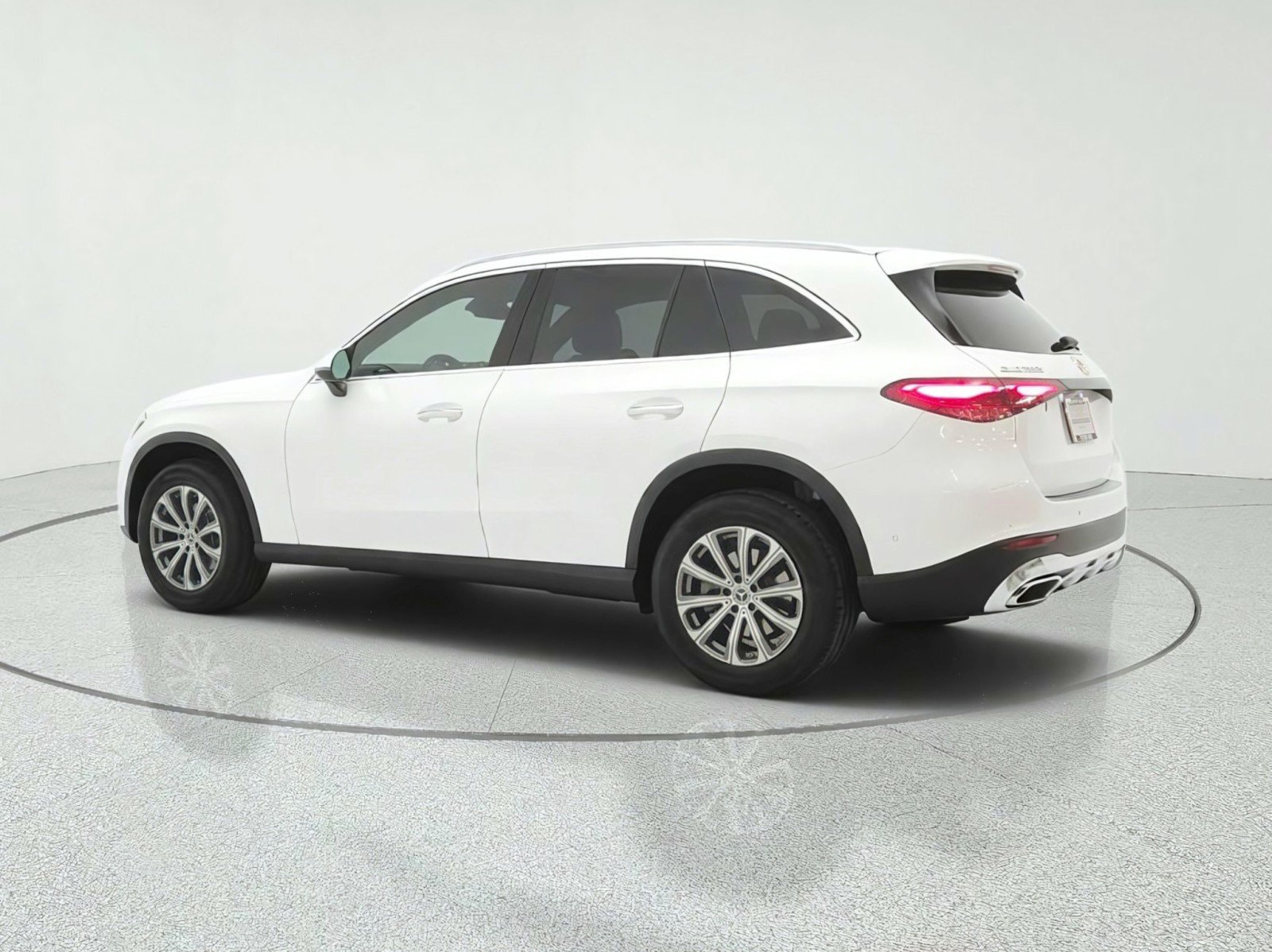Certified 2024 Mercedes-Benz GLC 300 image 7
