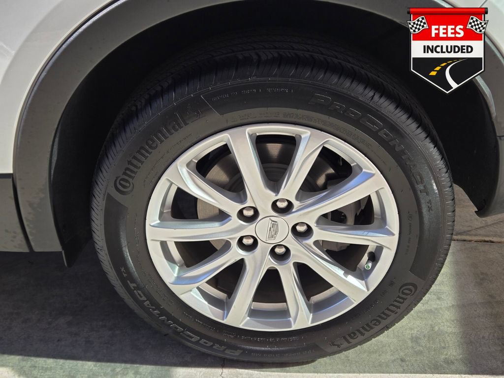 Used 2023 Cadillac XT4 Luxury w/ Cold Weather Package FWD image 11