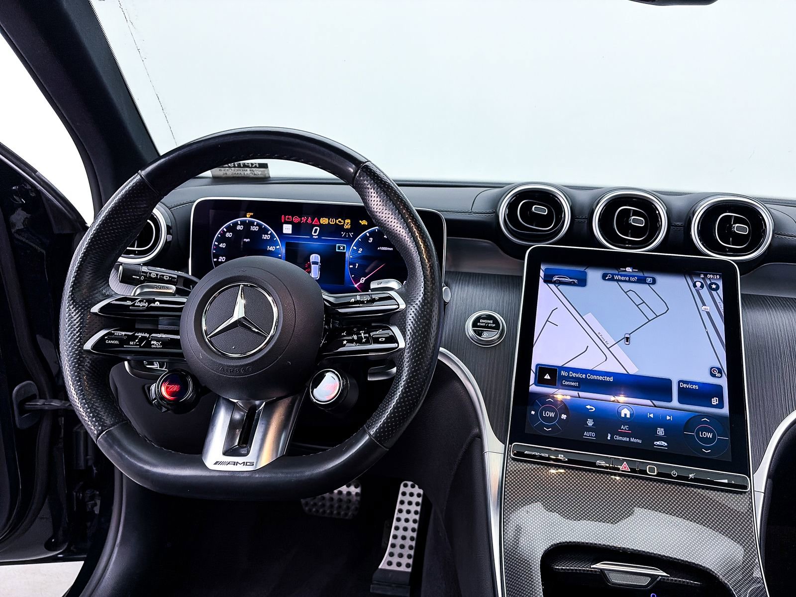 Used 2024 Mercedes-Benz GLC 43 AMG 4MATIC image 5