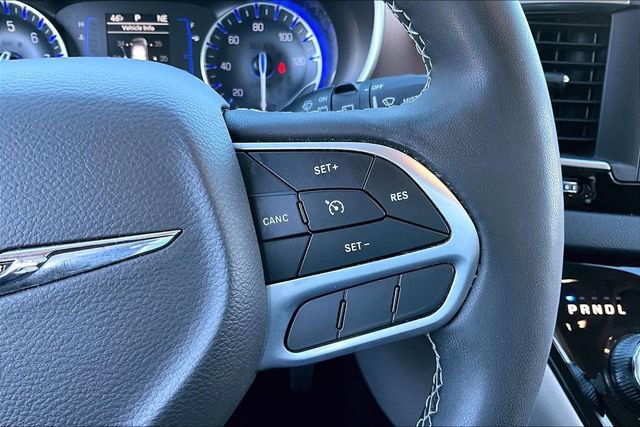 Used 2024 Chrysler Voyager LX image 13