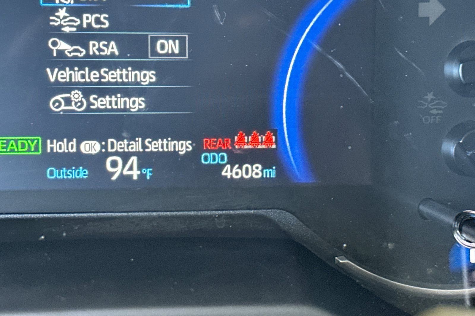 Certified 2025 Toyota RAV4 LE image 31