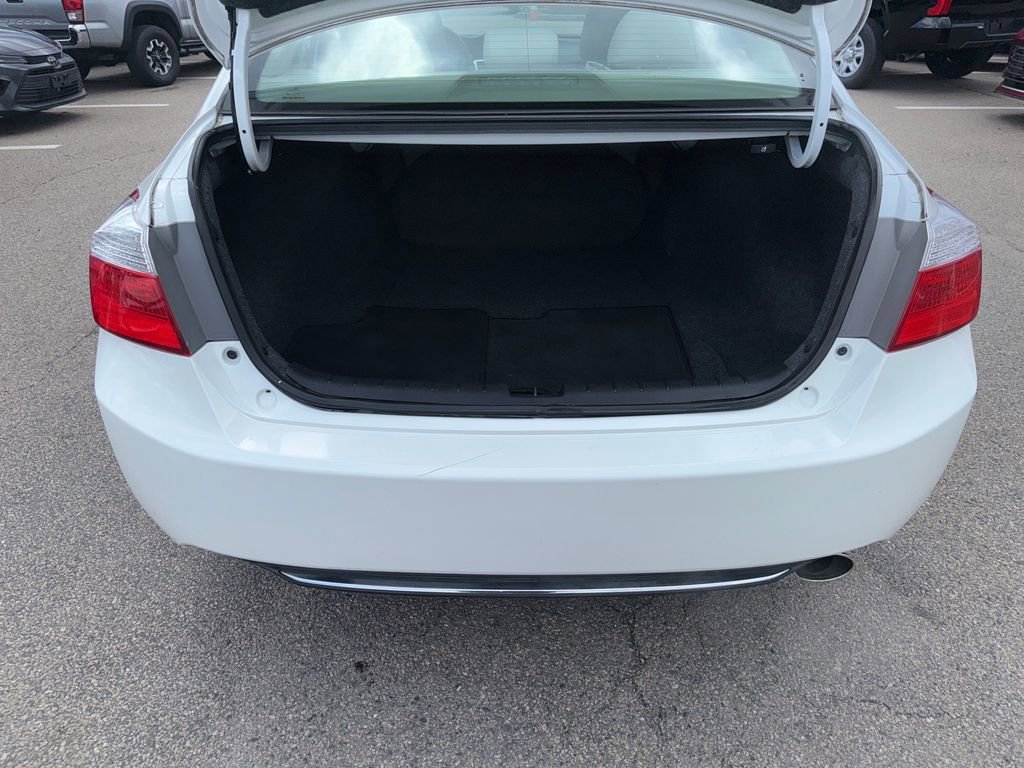 Used 2013 Honda Accord LX image 37