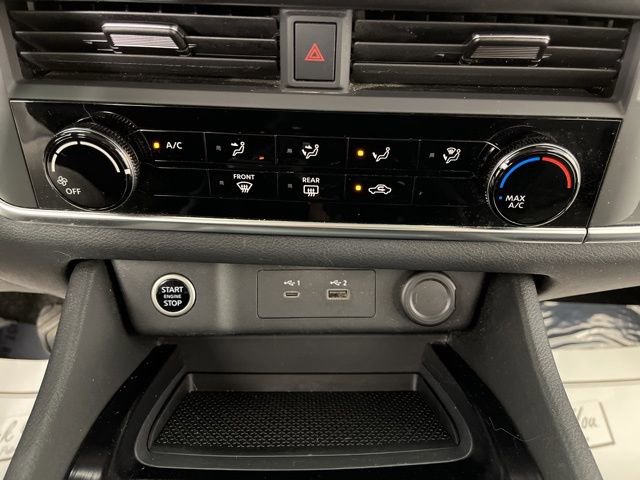 Used 2021 Nissan Rogue S image 27