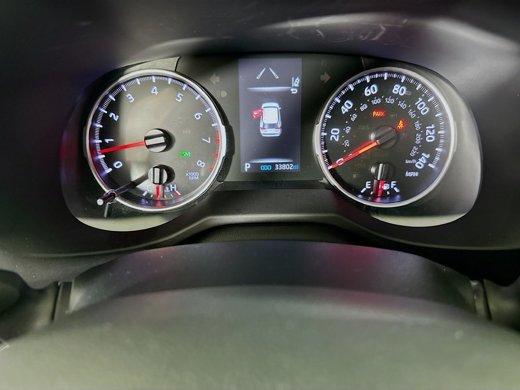 Used 2022 Toyota RAV4 XLE Premium AWD/4WD image 19
