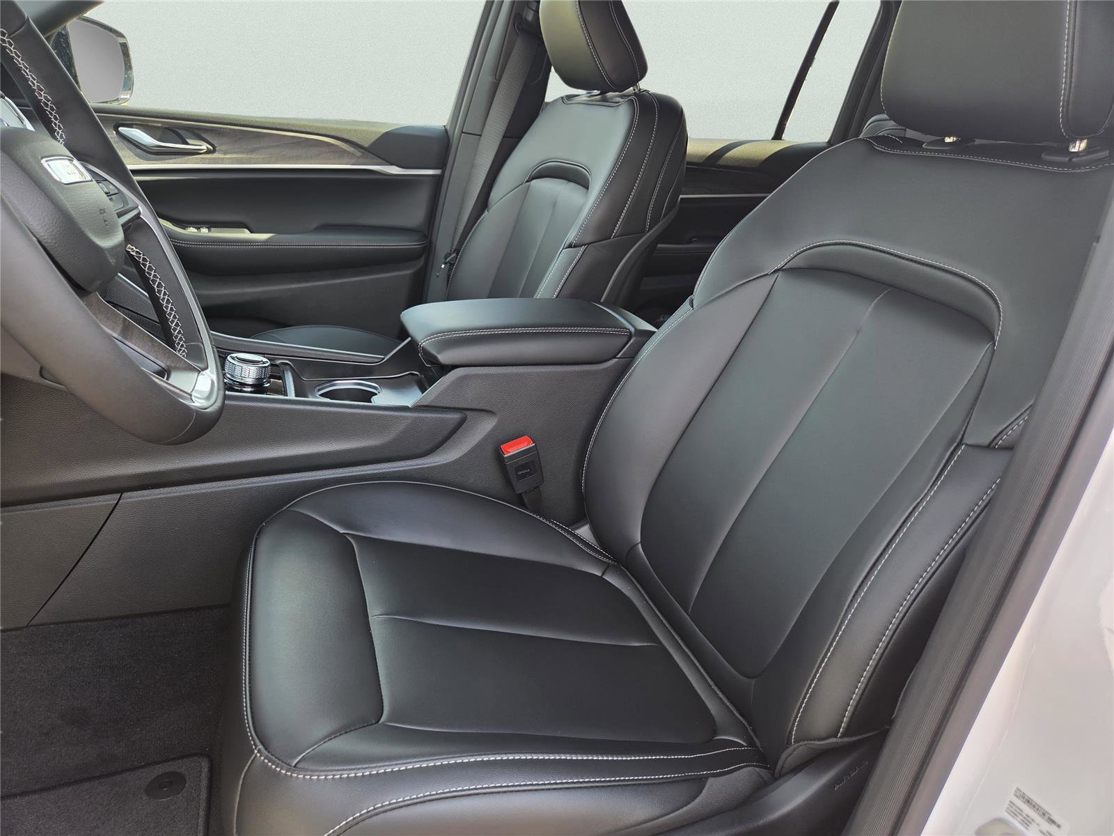 New 2026 Jeep Grand Cherokee L Limited image 17