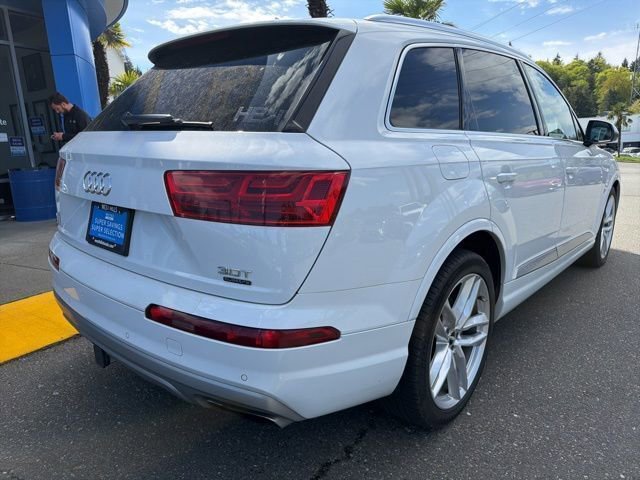 Used 2018 Audi Q7 3.0T Prestige w/ Prestige Package AWD/4WD image 10