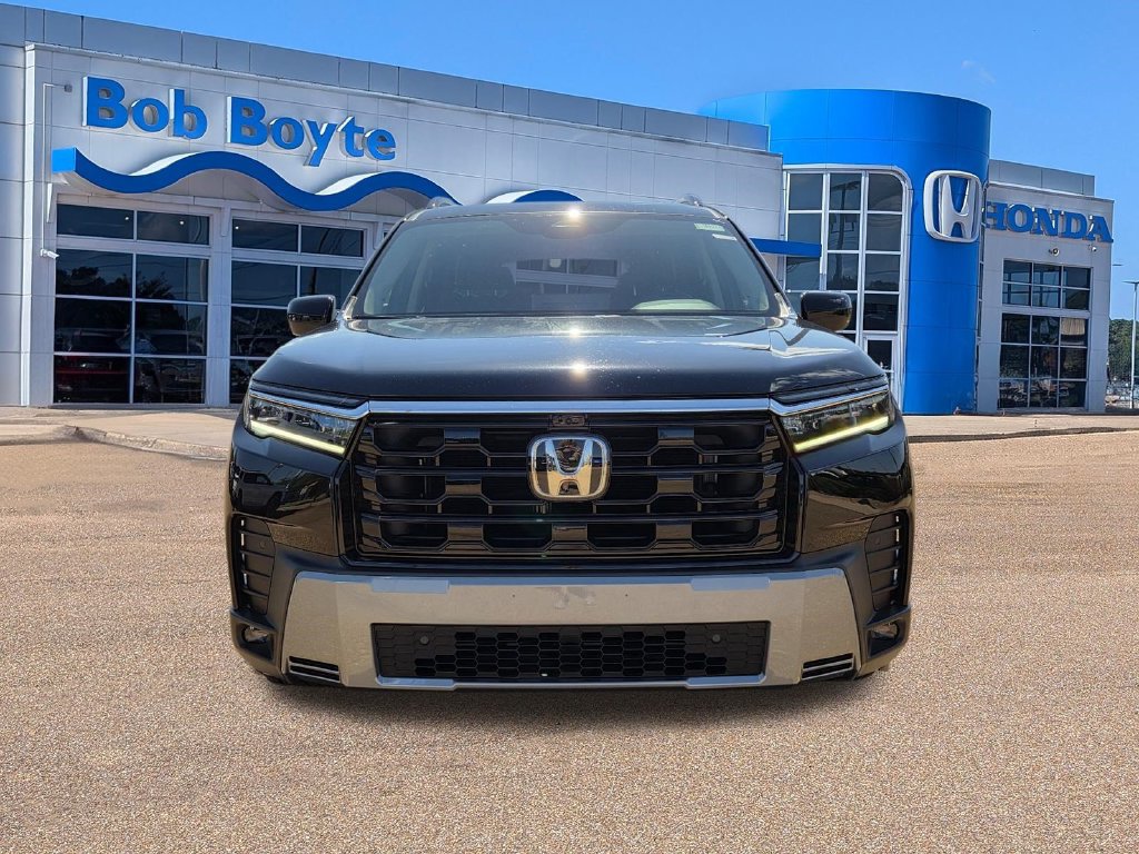 New 2026 Honda Pilot Touring image 2