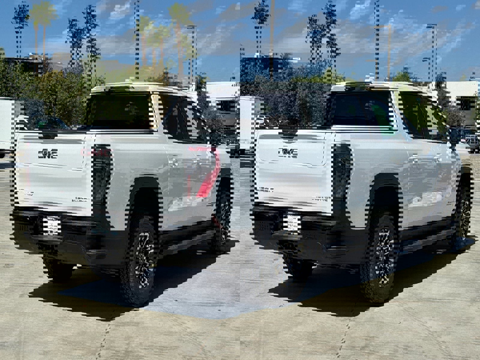 Used 2026 GMC Sierra EV Elevation image 14