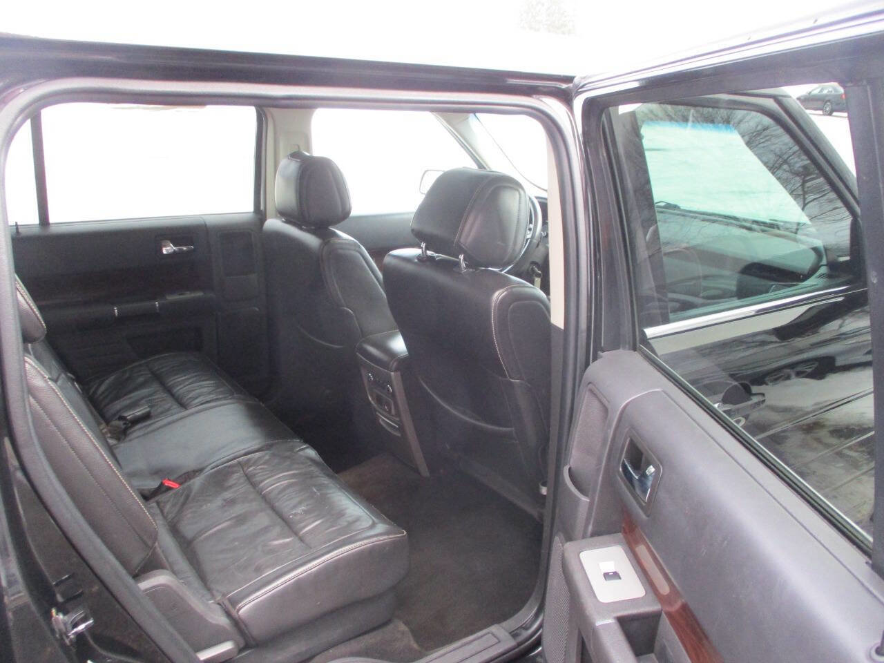 Used 2011 Ford Flex SEL w/ Rapid Spec Order Code image 26