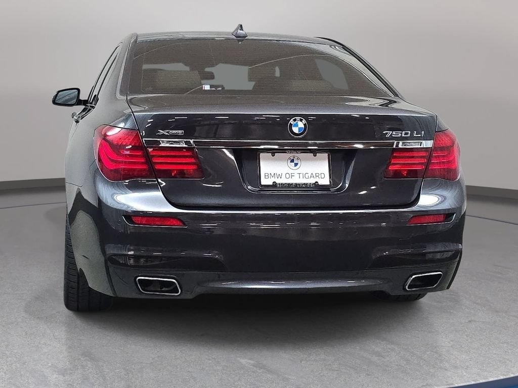 Used 2014 BMW 750Li xDrive AWD/4WD image 7