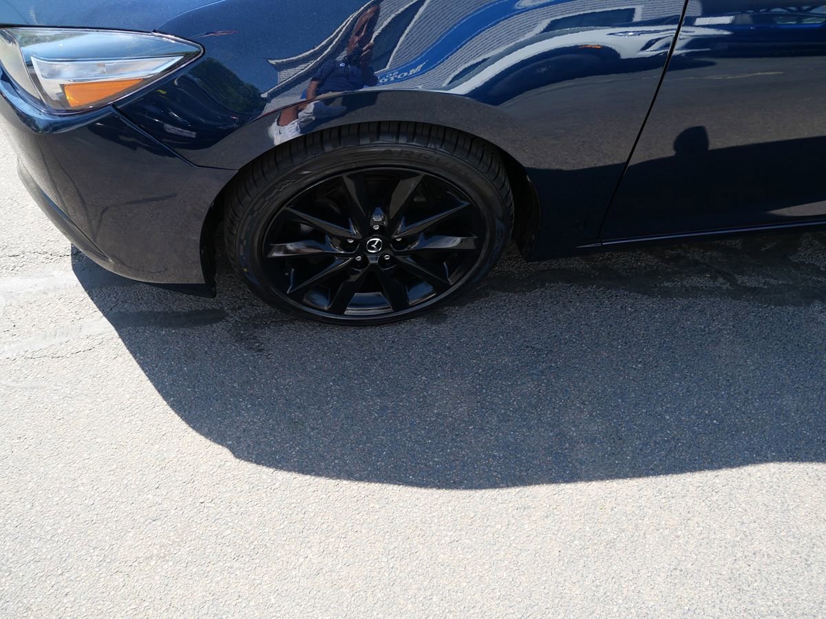 Used 2018 MAZDA MAZDA3 Touring FWD image 32