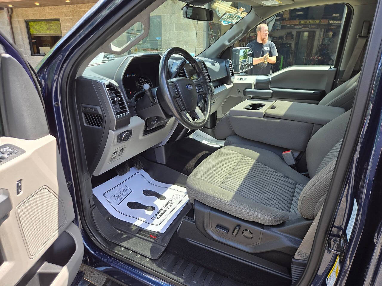 Used 2019 Ford F150 XLT w/ Equipment Group 302A Luxury AWD/4WD image 9