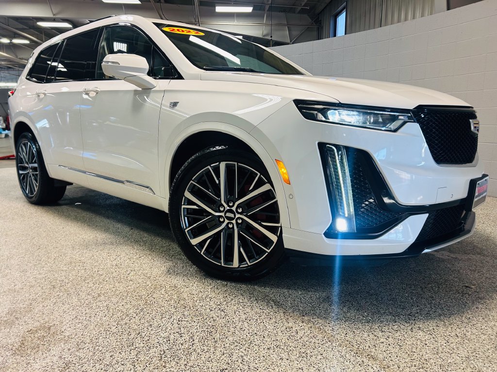 Used 2022 Cadillac XT6 Sport w/ Platinum Package