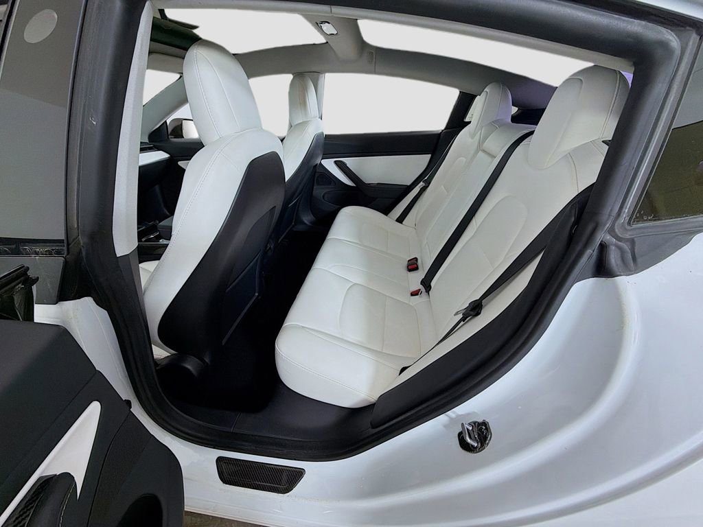 Used 2020 Tesla Model 3 Long Range image 24