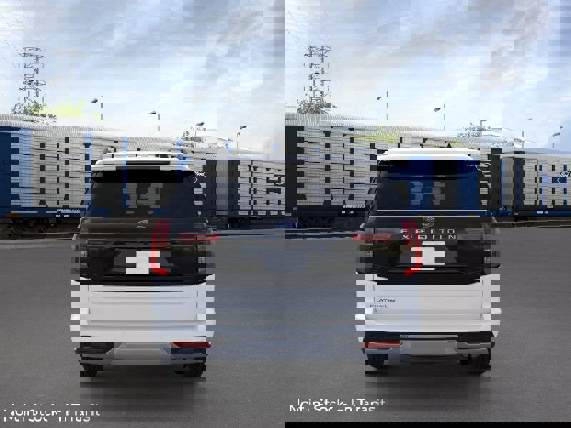 New 2025 Ford Expedition Platinum w/ Driver's Package image 28