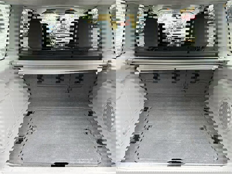 Used 2008 Jeep Liberty Limited w/ Premium Group II image 9