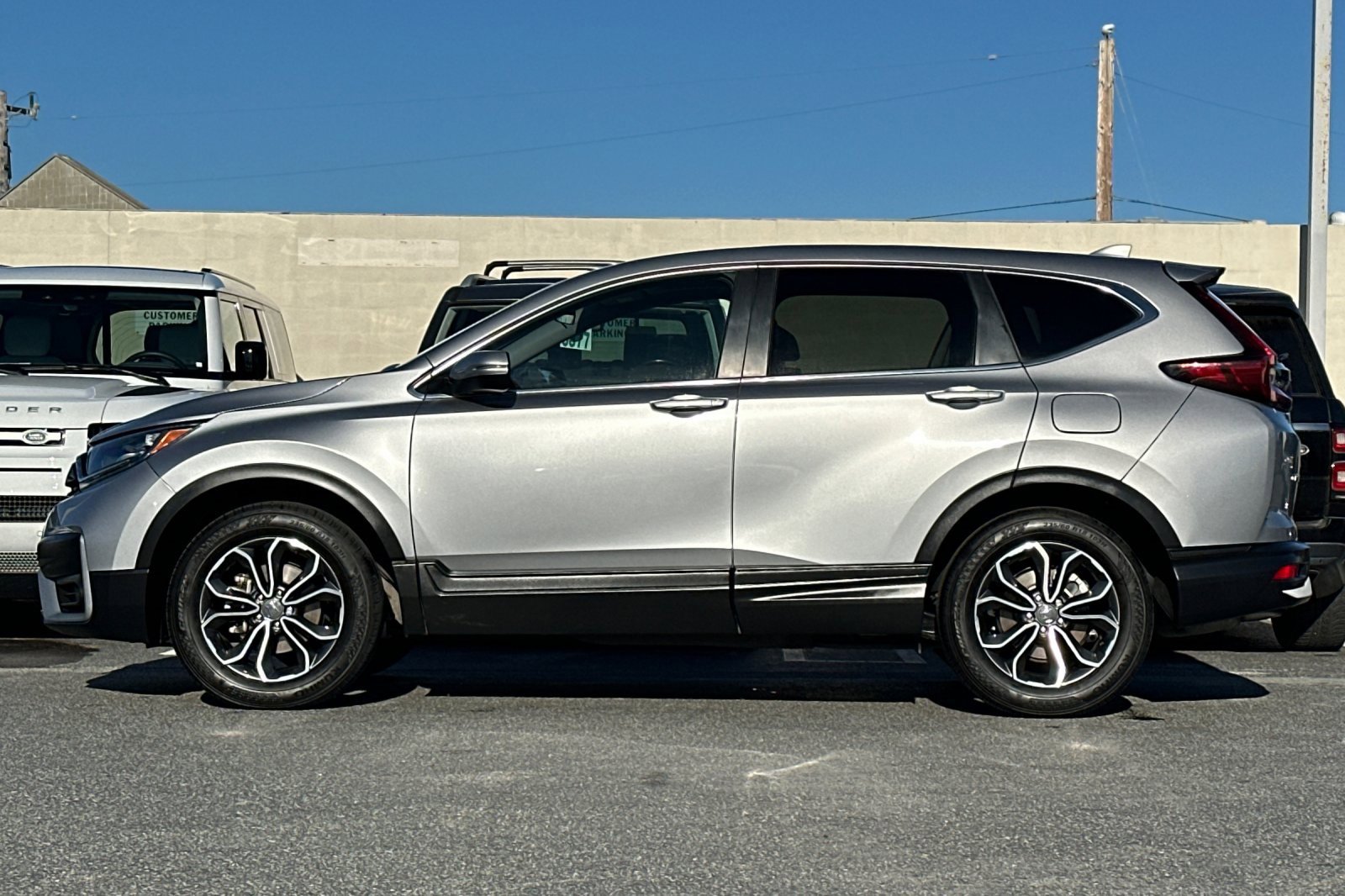 Used 2021 Honda CR-V EX image 2