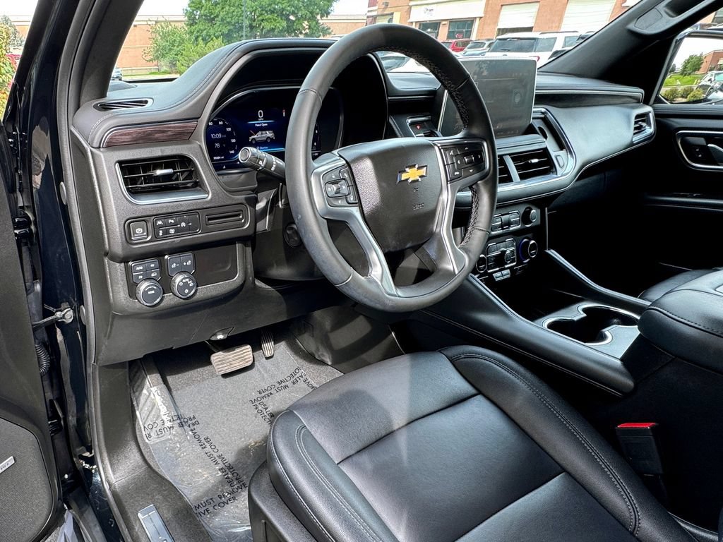 Used 2023 Chevrolet Tahoe LT w/ Luxury Package AWD/4WD image 22