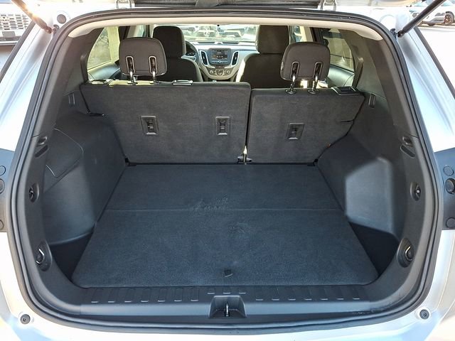 Used 2020 Chevrolet Equinox LS image 23