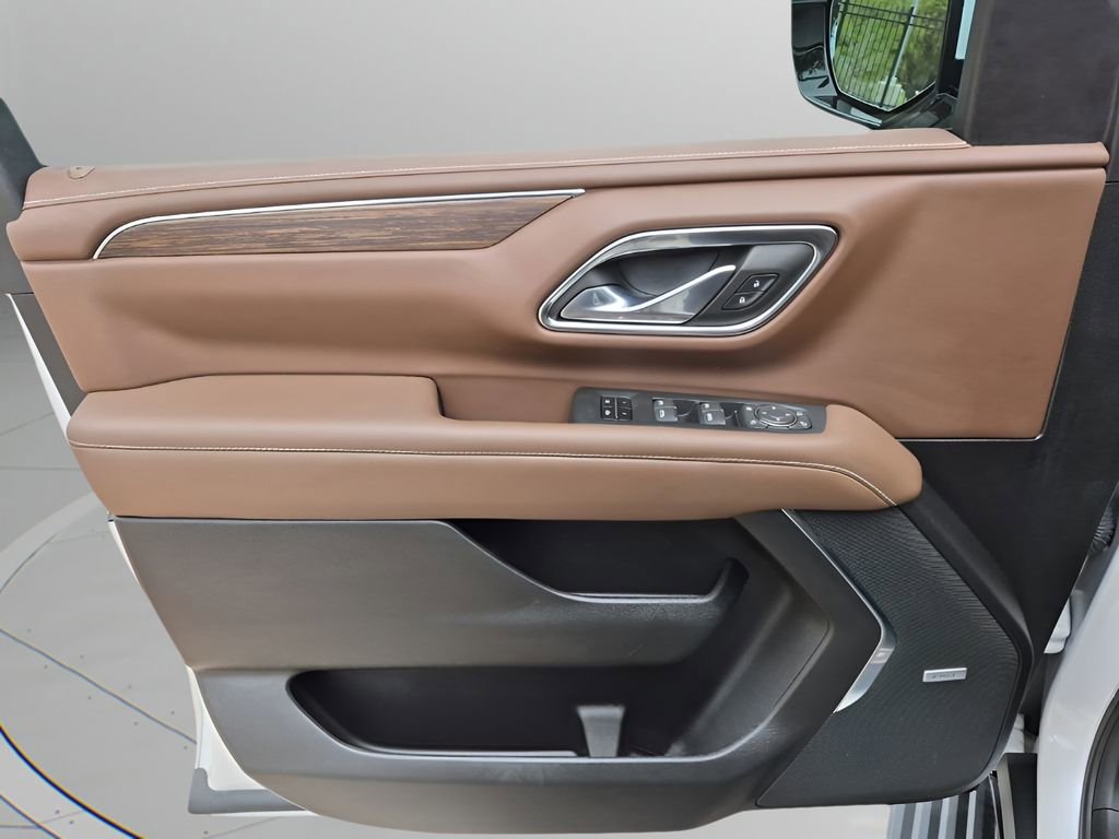 Used 2023 Chevrolet Tahoe High Country w/ Premium Package 2 image 27