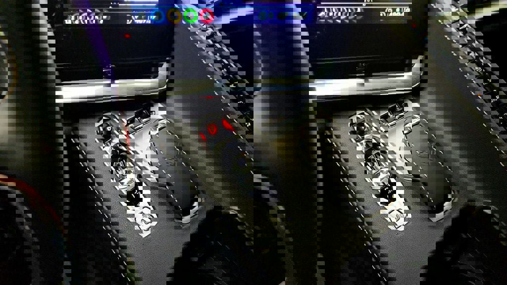 Used 2023 Chevrolet Corvette Stingray Preferred Conv w/ Z51 Performance Package RWD image 17