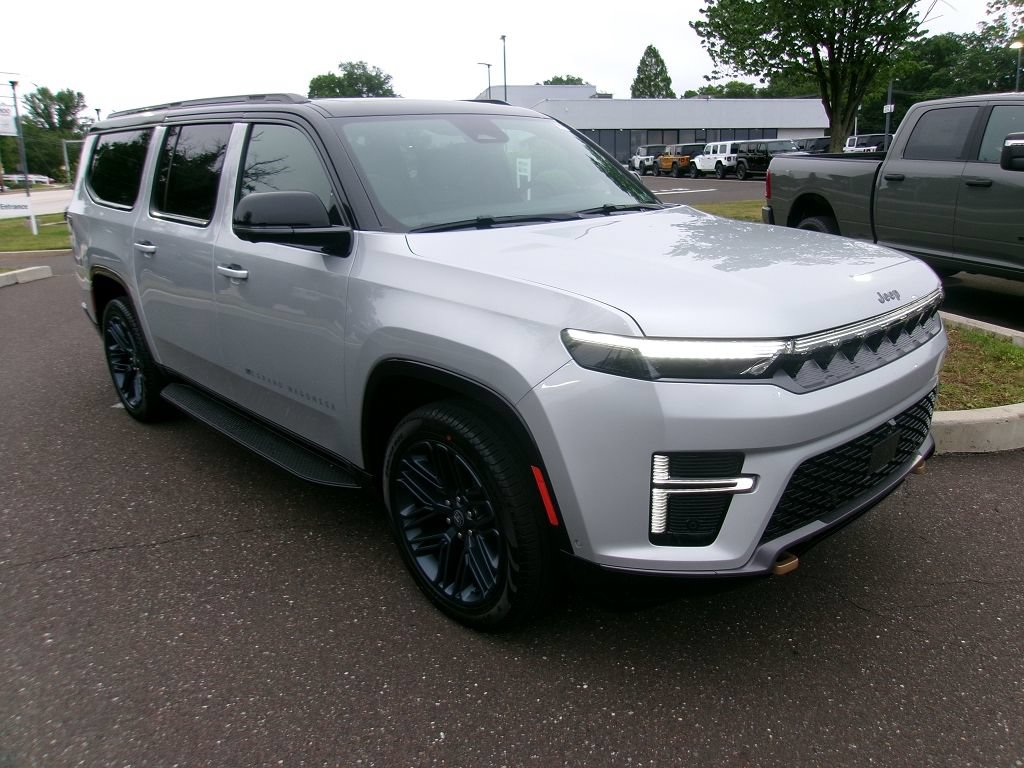New 2026 Jeep Grand Wagoneer L 4WD image 2