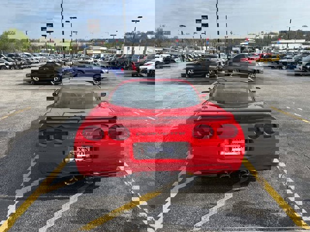 Used 1997 Chevrolet Corvette Coupe w/ Memory Pkg image 6