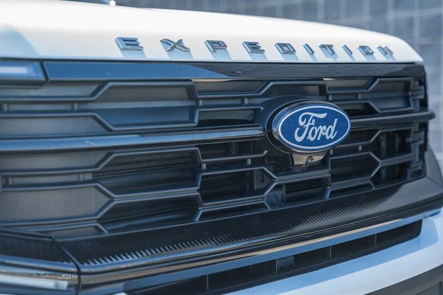 Used 2025 Ford Expedition Active image 19