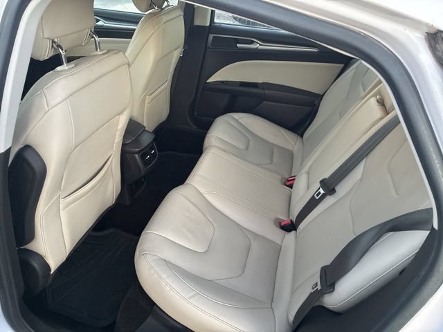 Used 2015 Ford Fusion Titanium FWD image 19