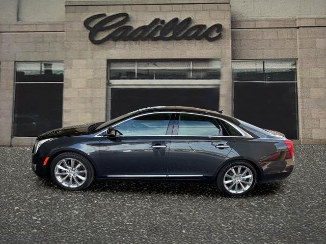 Used 2014 Cadillac XTS Luxury w/ Driver Awareness Package AWD/4WD image 2