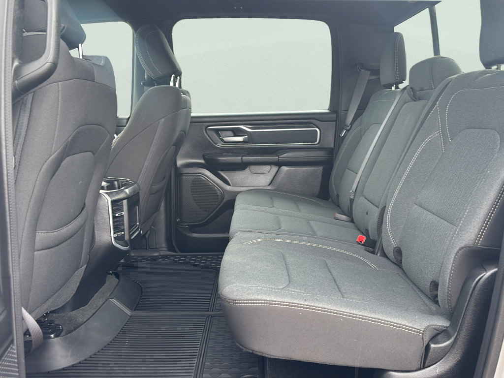 Used 2022 RAM 1500 Big Horn AWD/4WD image 14