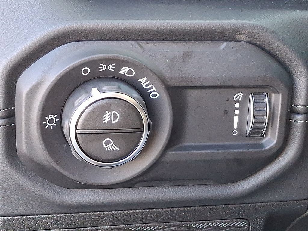 Used 2026 Jeep Gladiator Mojave AWD/4WD image 24