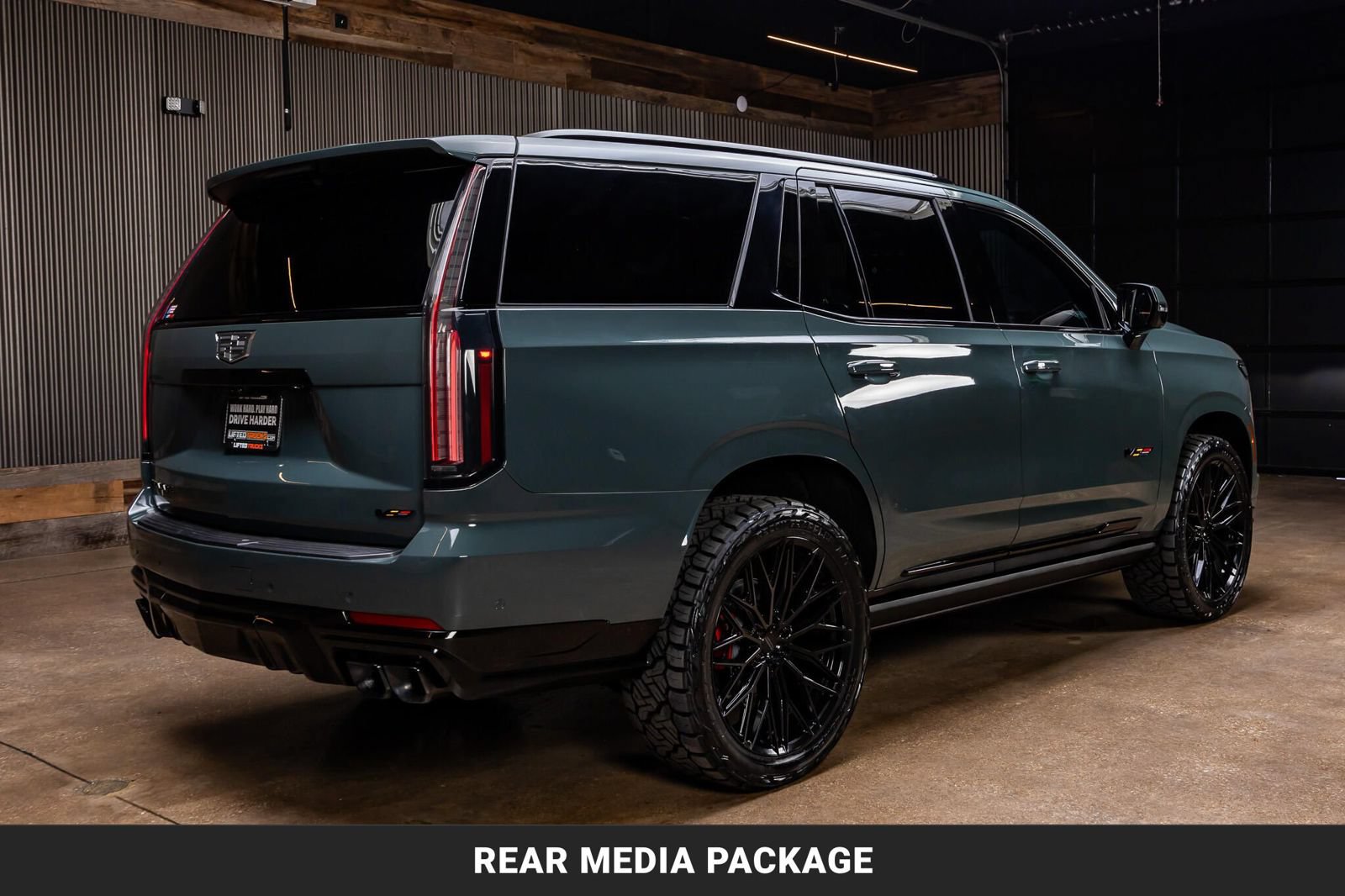 Used 2026 Cadillac Escalade V w/ LPO, ONYX Package AWD/4WD image 10