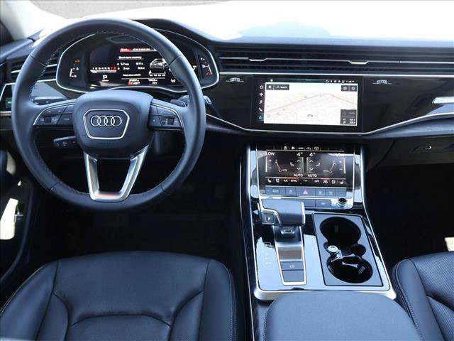 Used 2022 Audi Q8 Premium Plus AWD/4WD image 23