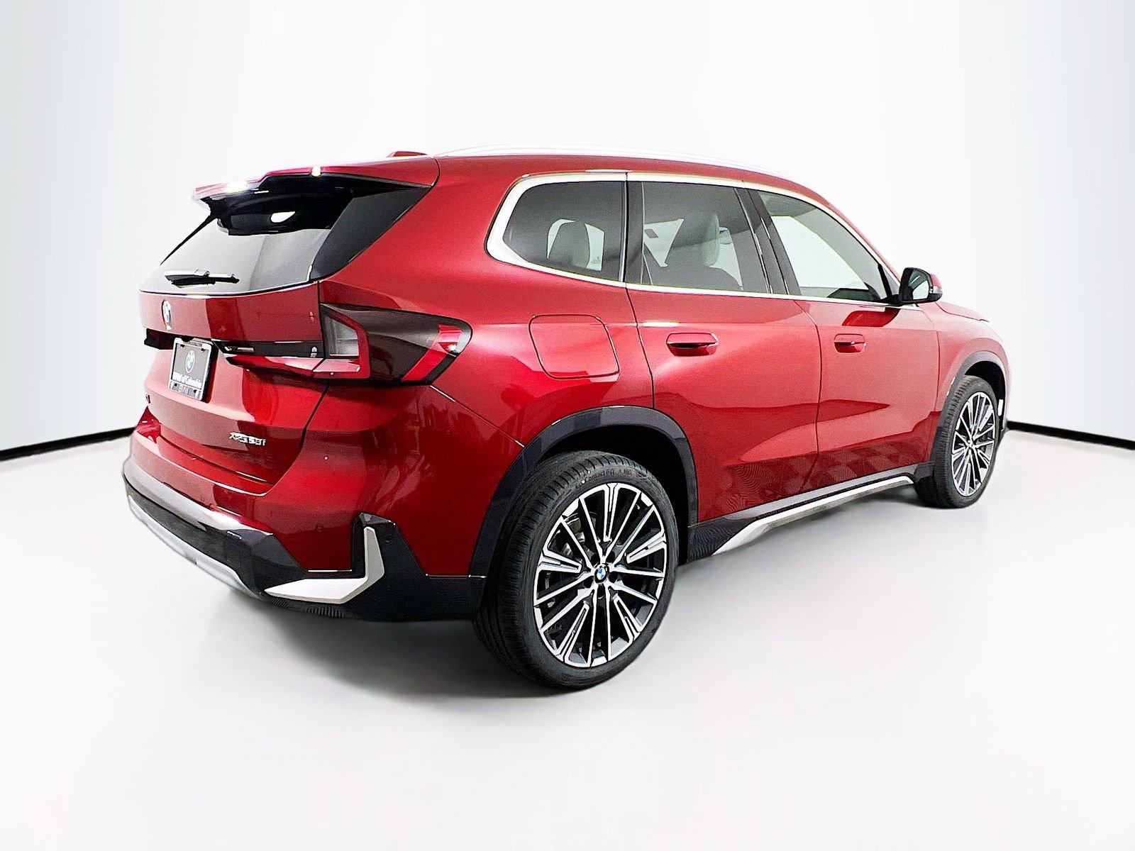 New 2026 BMW X1 xDrive28i w/ Convenience Package AWD/4WD image 7