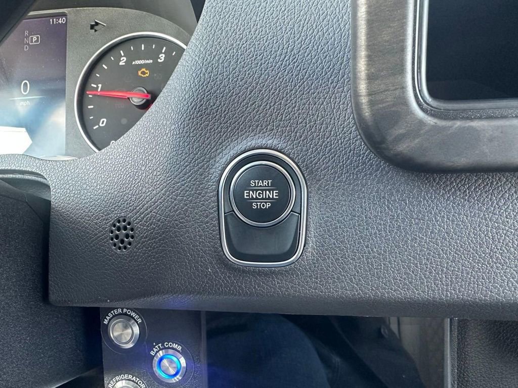 Used 2023 Mercedes-Benz Sprinter 3500 image 16