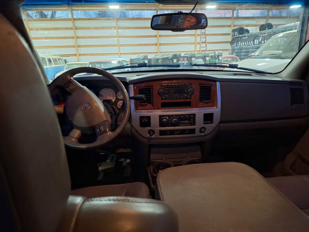 Used 2006 Dodge Ram 2500 Truck Laramie image 10