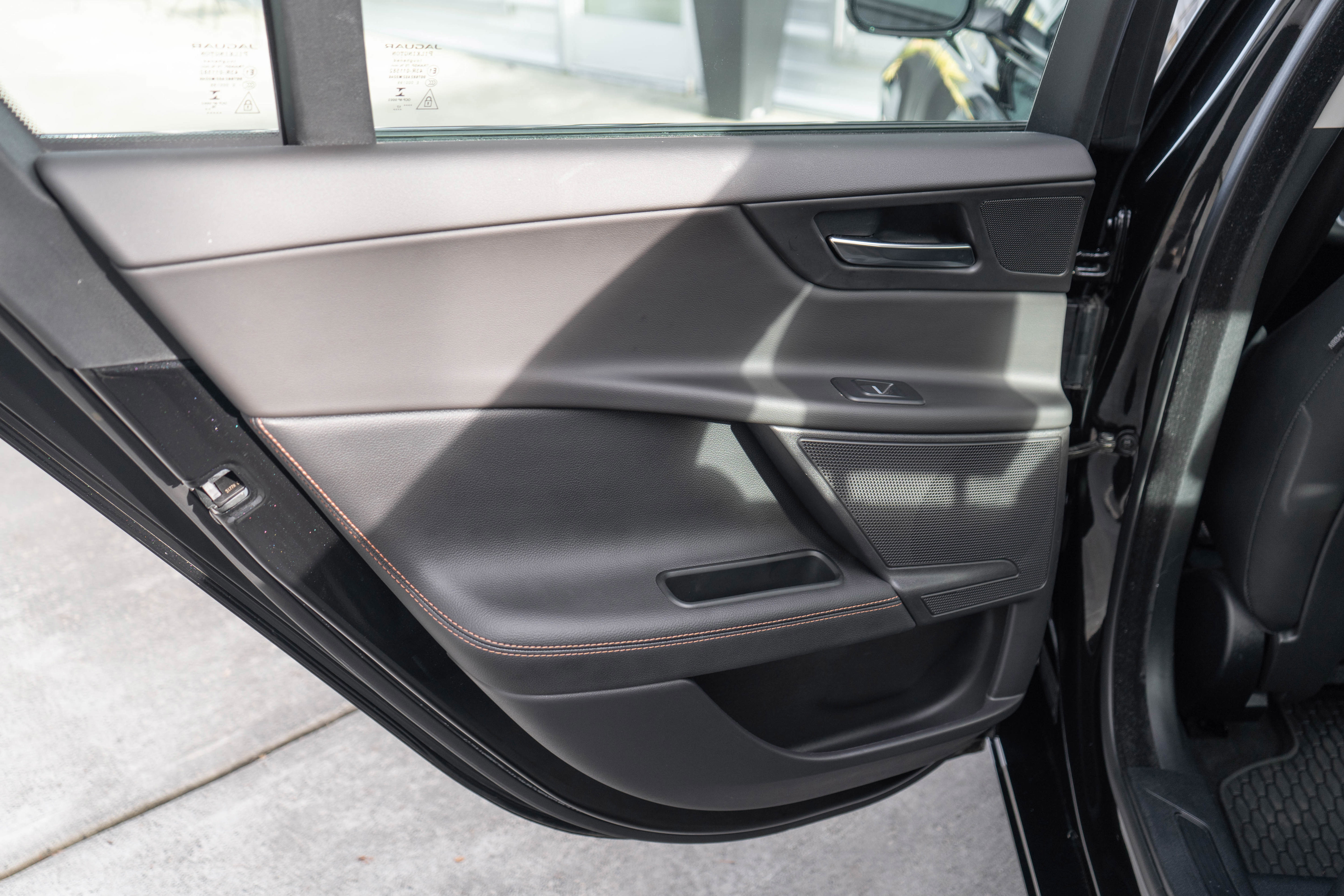 Used 2018 Jaguar XE Prestige image 25