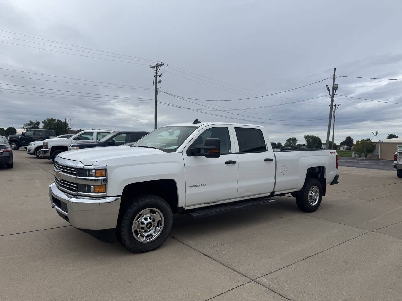 Used 2016 Chevrolet Silverado 2500 W/T w/ WT Convenience Package AWD/4WD image 2