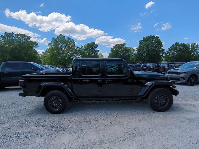 New 2026 Jeep Gladiator Sport AWD/4WD image 6