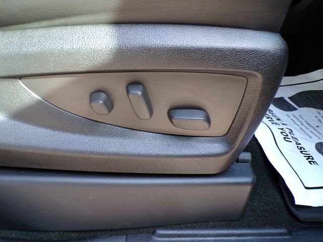 Used 2016 GMC Yukon Denali w/ Open Road Package AWD/4WD image 14