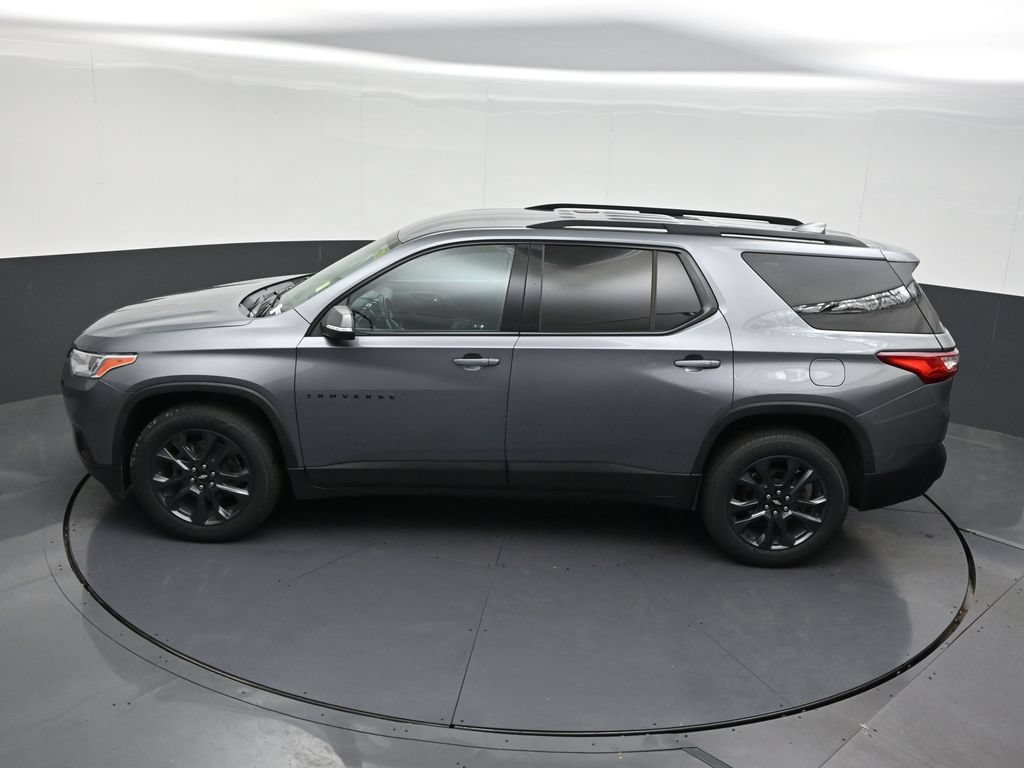 Used 2021 Chevrolet Traverse RS FWD image 17