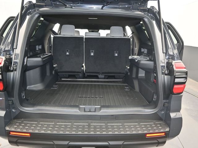 New 2026 Toyota 4Runner SR5 RWD image 13