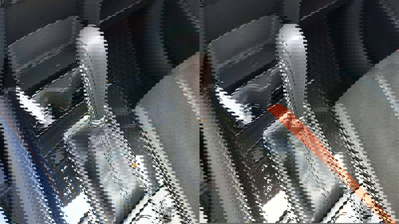 Certified 2025 MAZDA CX-30 Carbon image 19