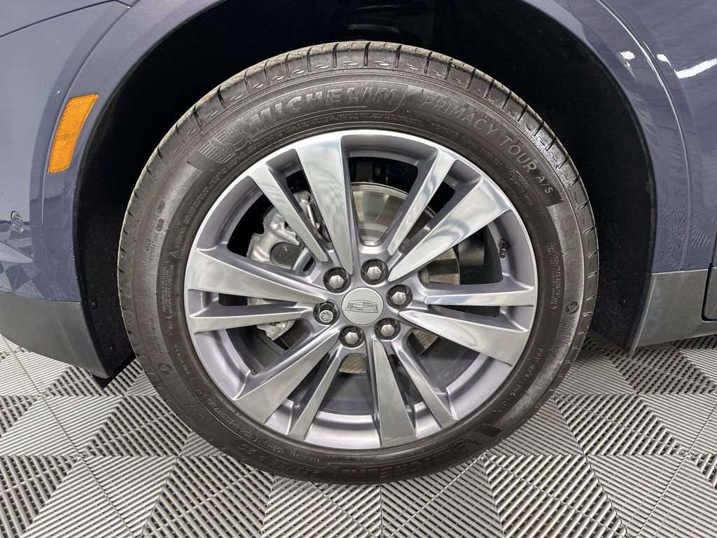 Used 2024 Cadillac XT5 Premium Luxury w/ Technology Package image 6