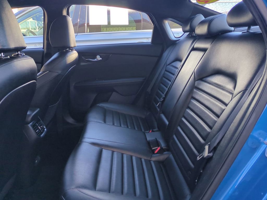 Used 2022 Kia Forte GT-Line w/ GT-Line Premium Package image 14