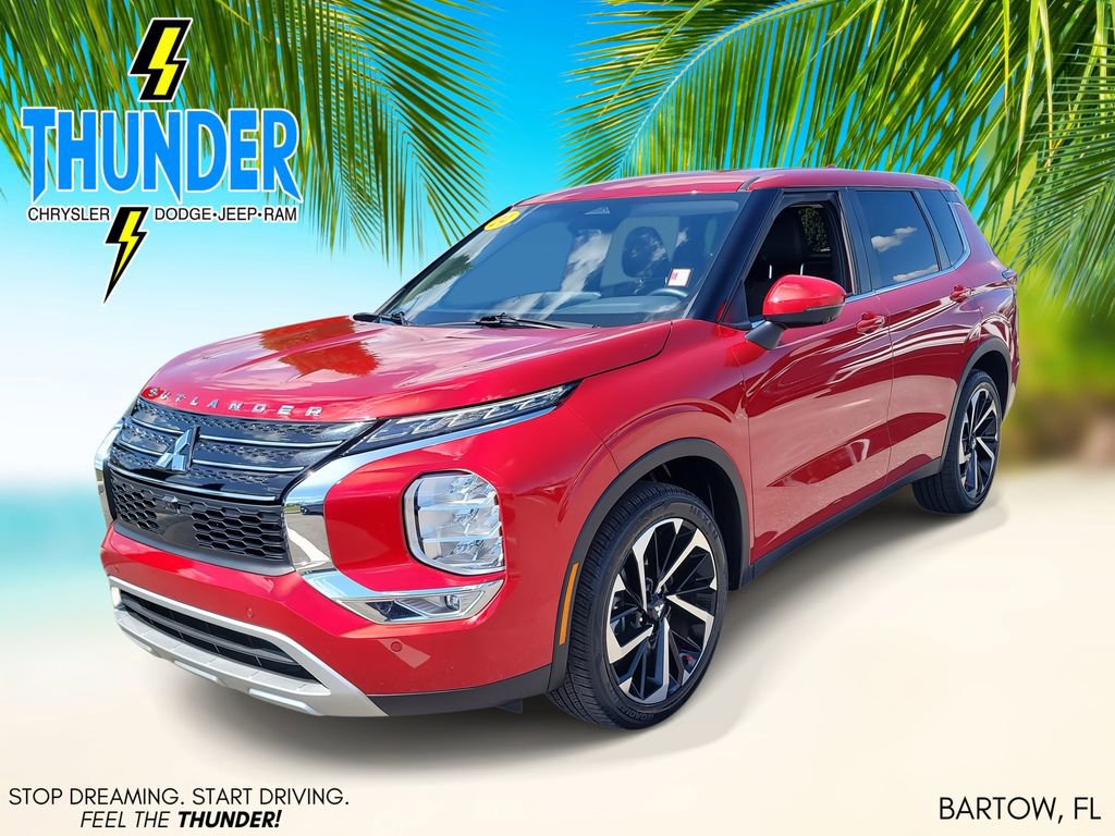 Used 2024 Mitsubishi Outlander SE Black Edition image 2