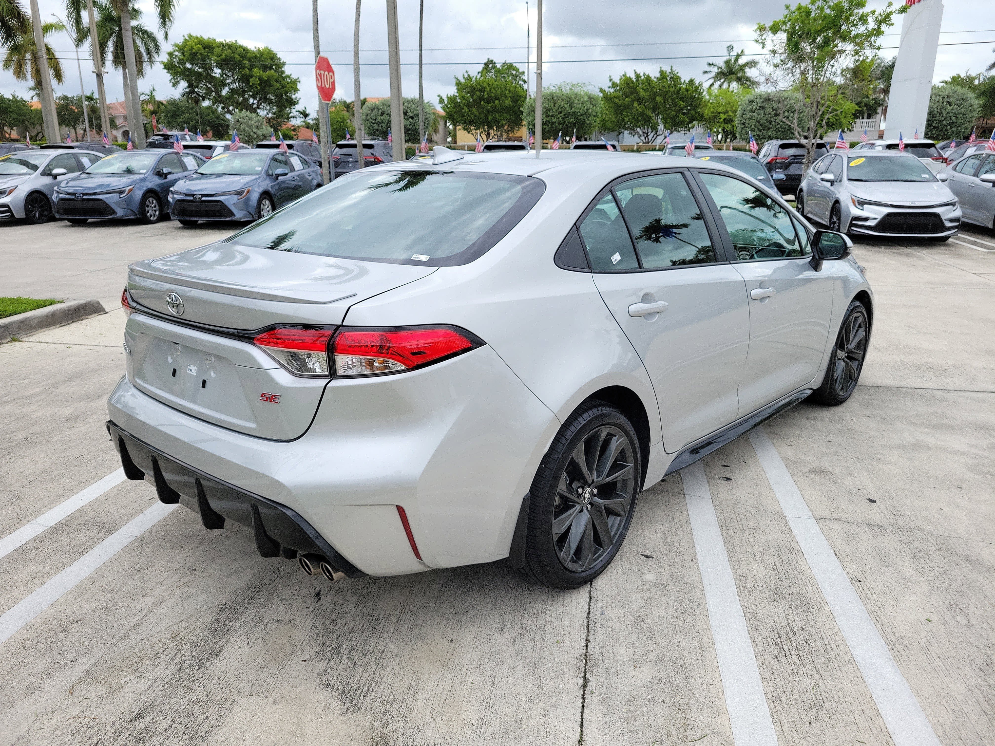 Certified 2024 Toyota Corolla SE FWD image 7